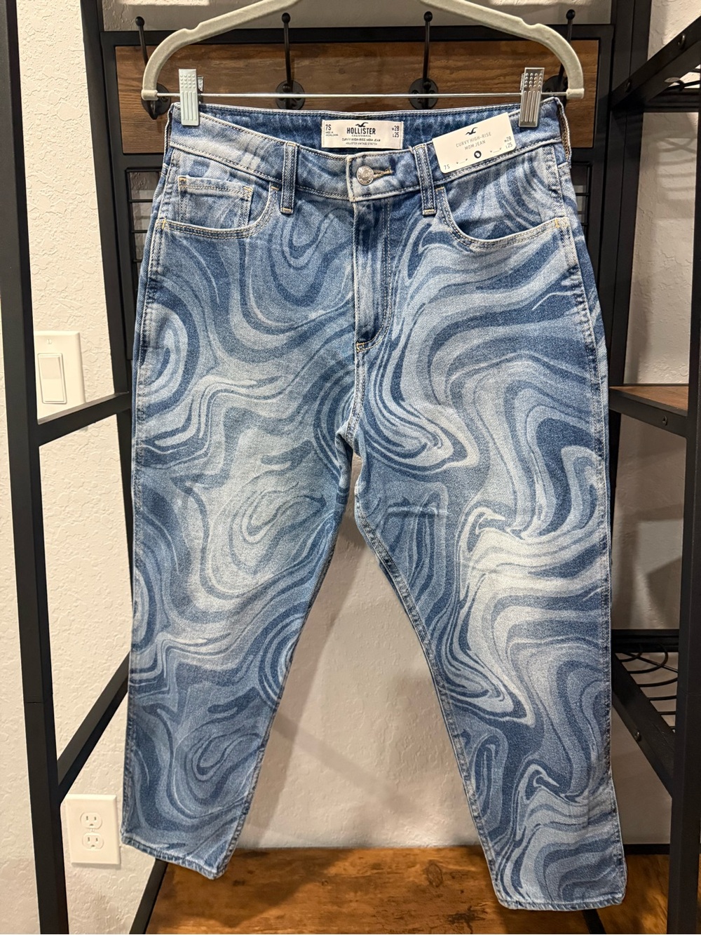 Hollister Men’s Swirl-Print Light and Dark Blue Jeans